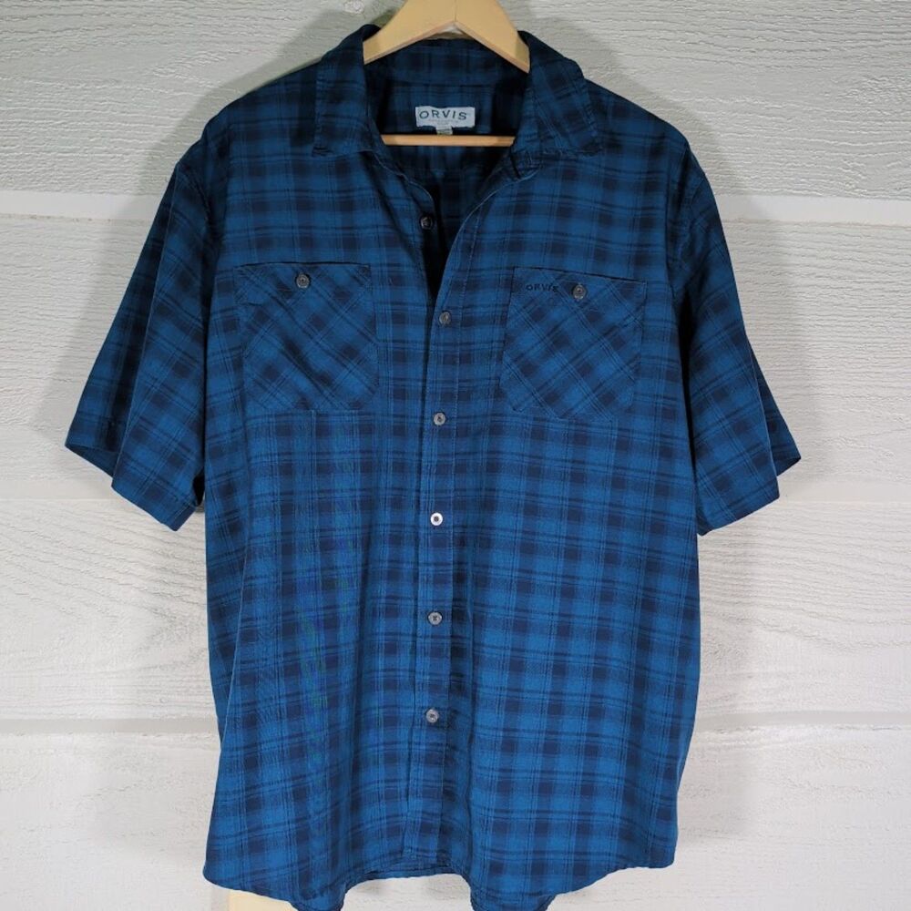 Orvis men's short sleeve woven tech shirt in a blue plaid pattern